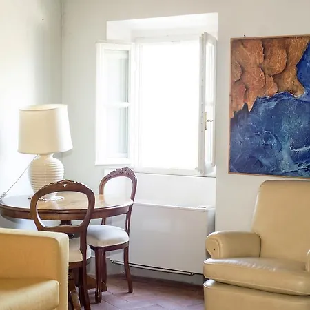 Luxury In The Center Of Rome Oda ve Kahvaltı 3*