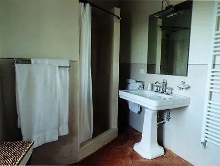 Oda ve Kahvaltı Luxury In The Center Of Rome 3*