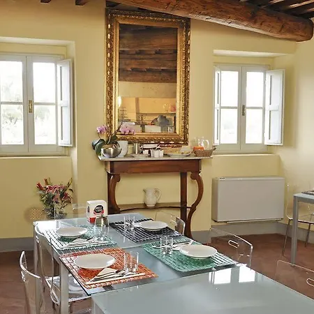 Luxury In The Center Of Rome 3* San Casciano in Val di Pesa